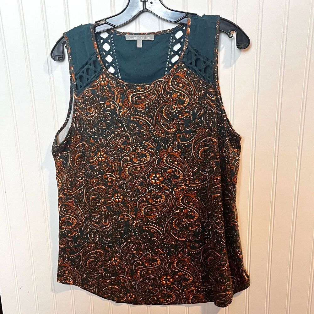 Daniel Rainn Women’s Boho Tank Top Dark Green lace/crochet cutout accents Large